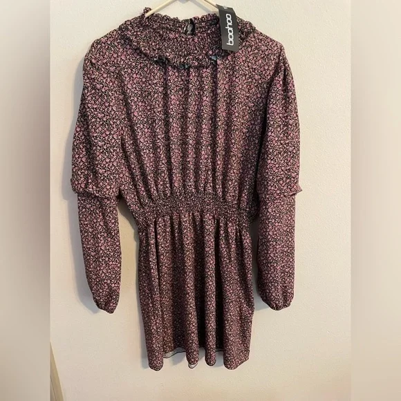 BOOHOO plus size floral dress NWT - Picture 2 of 7